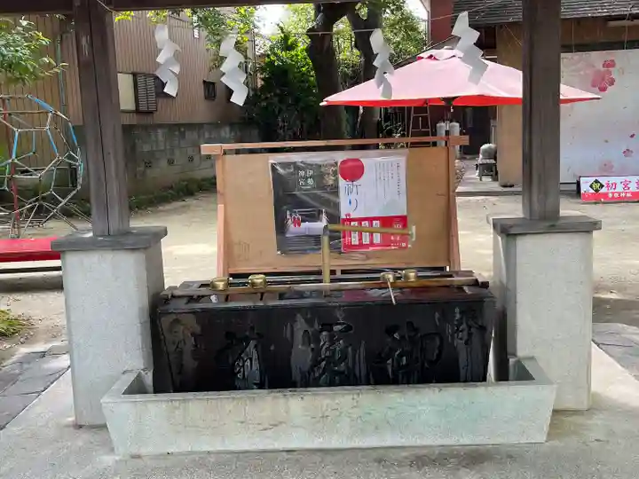 越谷香取神社の手水舎