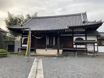 圓照寺の本殿・本堂