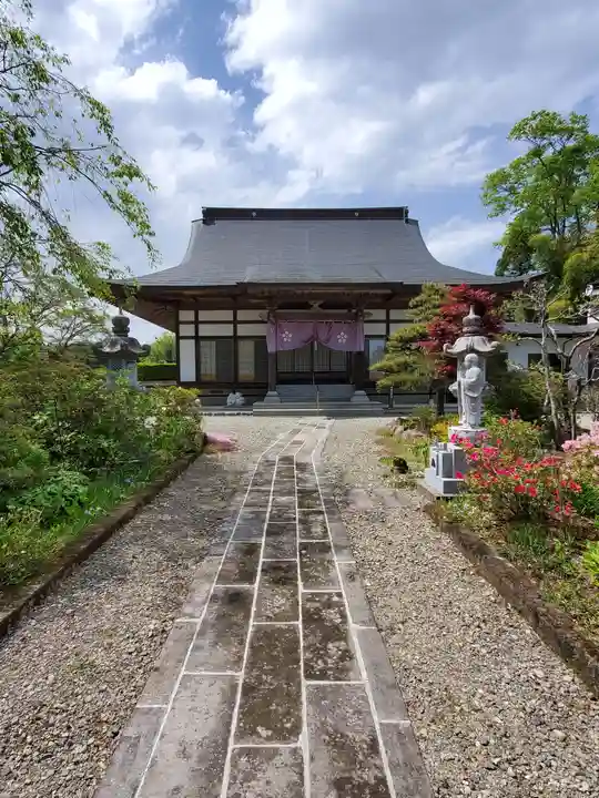 會三寺の本殿・本堂