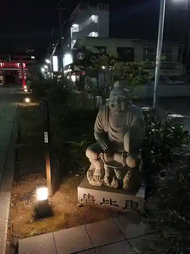 成子天神社の像