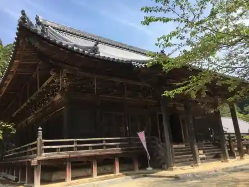 随願寺の本殿