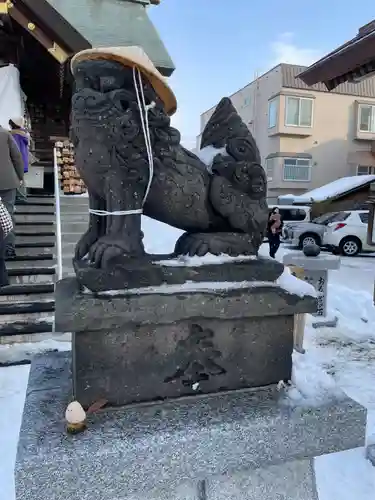札幌諏訪神社の狛犬