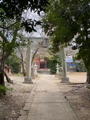 諏訪神社の鳥居