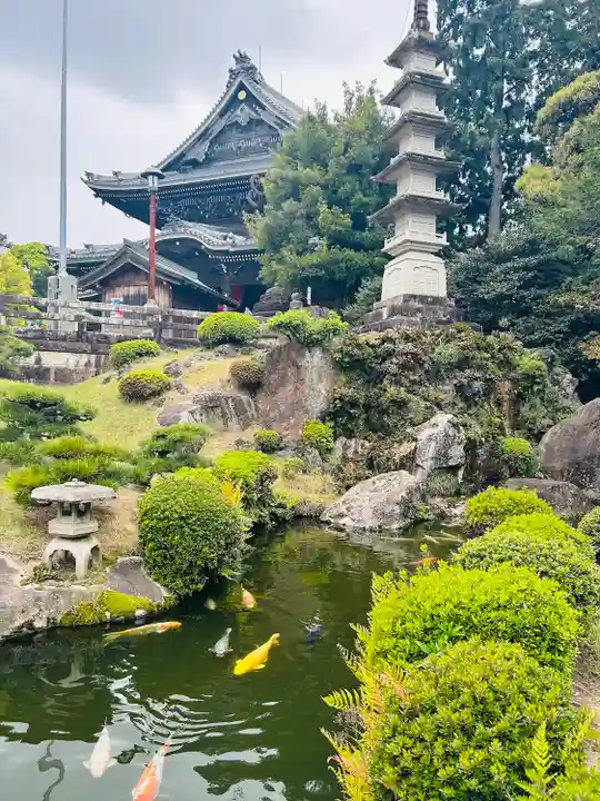 豊川閣 妙厳寺の庭園