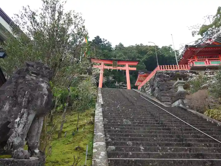 熊野那智大社(和歌山県)