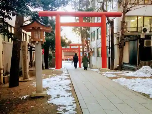 花園神社の鳥居