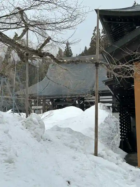 貞麟寺の{uncategorized: "未分類", other: "その他", undefined: "問題あり", building: "その他建物", grave: "お墓", sacred_gate: "鳥居", guardian: "狛犬", statue: "像", buddha: "仏像", history: "歴史", nature: "自然", garden: "庭園", animal: "動物", pagoda: "塔", temizu: "手水舎", mountain_gate: "山門・神門", sanctuary: "本殿・本堂", subordinate: "末社・摂社", art: "芸術", scenery: "景色", jizo: "地蔵", ema: "絵馬", goshuin: "御朱印", omikuji: "おみくじ", items: "授与品その他", amulet: "お守り", goshuincho: "御朱印帳", eats: "食事", festival: "お祭り", votive_dance: "神楽", shichigosan: "七五三参", wedding: "結婚式", experience: "体験その他", initially: "初詣", around: "周辺", anti_infection: "感染症対策"}