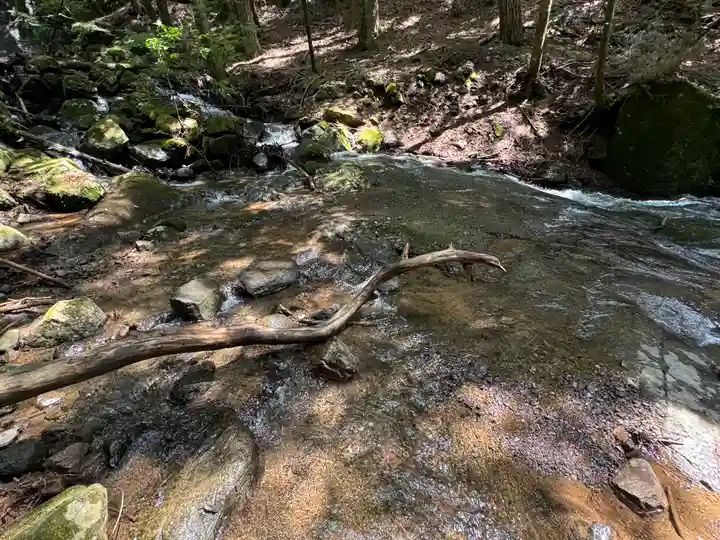 母の白滝神社(山梨県)