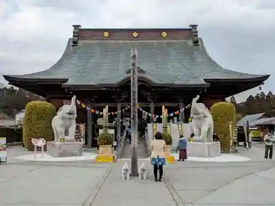 長福寿寺の本殿・本堂