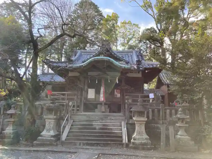 郡神社の本殿・本堂