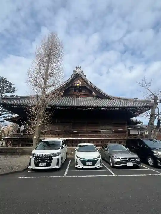 寛永寺(根本中堂)の{uncategorized: "未分類", other: "その他", undefined: "問題あり", building: "その他建物", grave: "お墓", sacred_gate: "鳥居", guardian: "狛犬", statue: "像", buddha: "仏像", history: "歴史", nature: "自然", garden: "庭園", animal: "動物", pagoda: "塔", temizu: "手水舎", mountain_gate: "山門・神門", sanctuary: "本殿・本堂", subordinate: "末社・摂社", art: "芸術", scenery: "景色", jizo: "地蔵", ema: "絵馬", goshuin: "御朱印", omikuji: "おみくじ", items: "授与品その他", amulet: "お守り", goshuincho: "御朱印帳", eats: "食事", festival: "お祭り", votive_dance: "神楽", shichigosan: "七五三参", wedding: "結婚式", experience: "体験その他", initially: "初詣", around: "周辺", anti_infection: "感染症対策"}