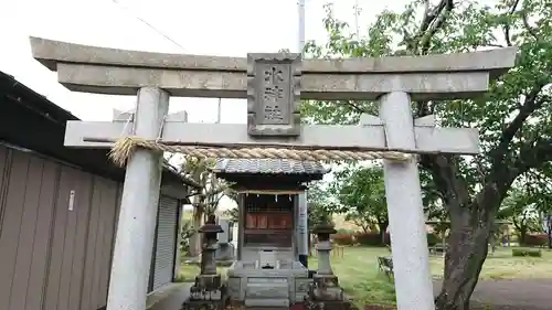 水神社（中瀬町）の鳥居