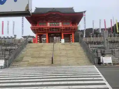 成田山名古屋別院大聖寺(犬山成田山)の山門・神門