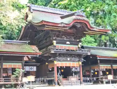 諏訪大社下社秋宮(長野県)