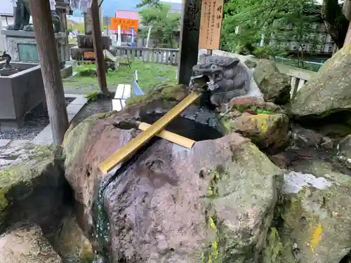 諏訪大社の手水舎