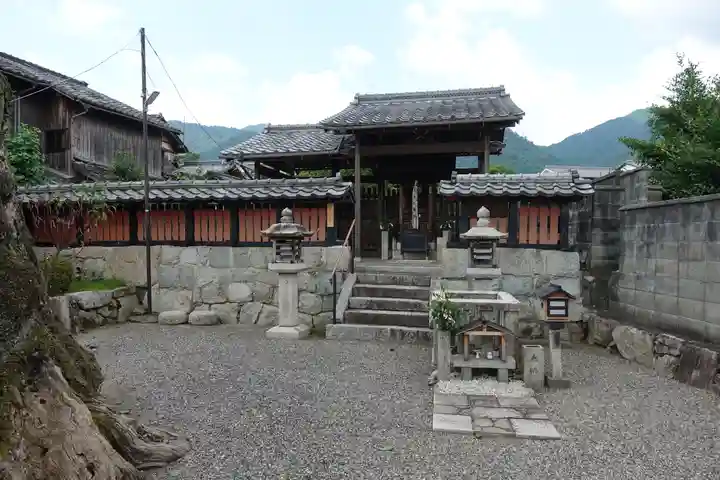 杉生神社の本殿・本堂