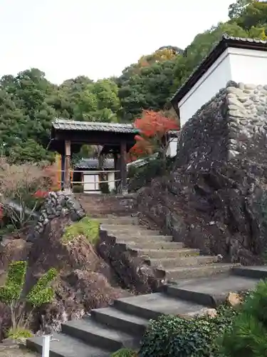 瑞泉寺の山門・神門