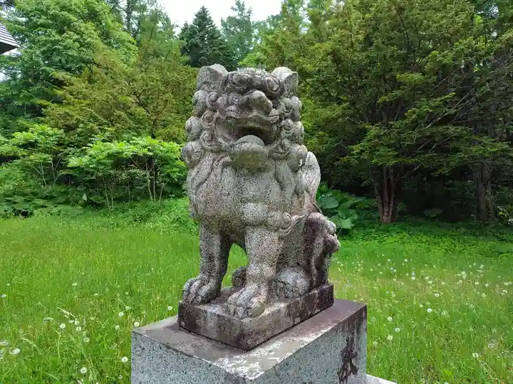 南富良野神社の狛犬