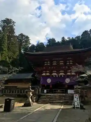 丹生都比売神社の山門・神門