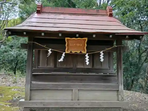 八幡神社の{uncategorized: "未分類", other: "その他", undefined: "問題あり", building: "その他建物", grave: "お墓", sacred_gate: "鳥居", guardian: "狛犬", statue: "像", buddha: "仏像", history: "歴史", nature: "自然", garden: "庭園", animal: "動物", pagoda: "塔", temizu: "手水舎", mountain_gate: "山門・神門", sanctuary: "本殿・本堂", subordinate: "末社・摂社", art: "芸術", scenery: "景色", jizo: "地蔵", ema: "絵馬", goshuin: "御朱印", omikuji: "おみくじ", items: "授与品その他", amulet: "お守り", goshuincho: "御朱印帳", eats: "食事", festival: "お祭り", votive_dance: "神楽", shichigosan: "七五三参", wedding: "結婚式", experience: "体験その他", initially: "初詣", around: "周辺", anti_infection: "感染症対策"}