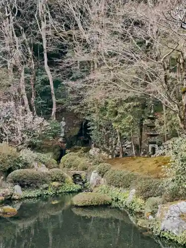 寂光院の{uncategorized: "未分類", other: "その他", undefined: "問題あり", building: "その他建物", grave: "お墓", sacred_gate: "鳥居", guardian: "狛犬", statue: "像", buddha: "仏像", history: "歴史", nature: "自然", garden: "庭園", animal: "動物", pagoda: "塔", temizu: "手水舎", mountain_gate: "山門・神門", sanctuary: "本殿・本堂", subordinate: "末社・摂社", art: "芸術", scenery: "景色", jizo: "地蔵", ema: "絵馬", goshuin: "御朱印", omikuji: "おみくじ", items: "授与品その他", amulet: "お守り", goshuincho: "御朱印帳", eats: "食事", festival: "お祭り", votive_dance: "神楽", shichigosan: "七五三参", wedding: "結婚式", experience: "体験その他", initially: "初詣", around: "周辺", anti_infection: "感染症対策"}