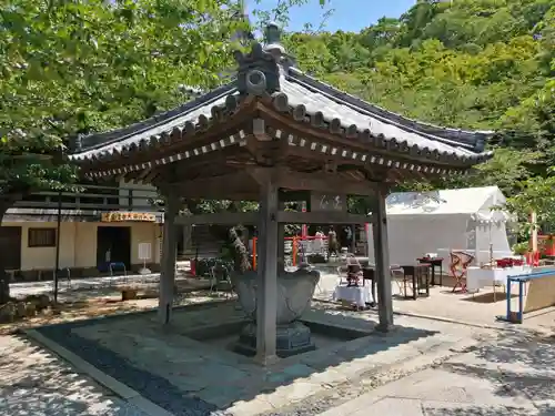 金剛宝寺（紀三井寺）の手水舎