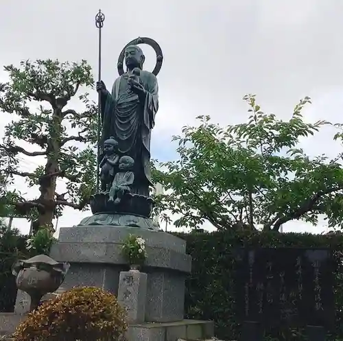 海嶋山 福泉寺（静岡県富士市）の像