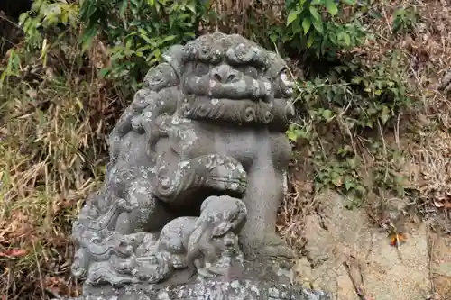 阿久津「田村神社」（郡山市阿久津町）旧社名：伊豆箱根三嶋三社の狛犬