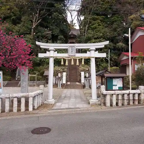 白旗神社の鳥居