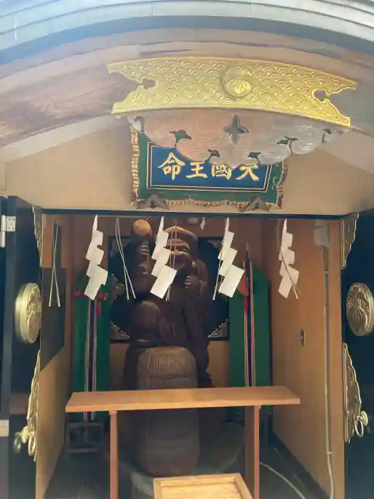 須賀神社の{uncategorized: "未分類", other: "その他", undefined: "問題あり", building: "その他建物", grave: "お墓", sacred_gate: "鳥居", guardian: "狛犬", statue: "像", buddha: "仏像", history: "歴史", nature: "自然", garden: "庭園", animal: "動物", pagoda: "塔", temizu: "手水舎", mountain_gate: "山門・神門", sanctuary: "本殿・本堂", subordinate: "末社・摂社", art: "芸術", scenery: "景色", jizo: "地蔵", ema: "絵馬", goshuin: "御朱印", omikuji: "おみくじ", items: "授与品その他", amulet: "お守り", goshuincho: "御朱印帳", eats: "食事", festival: "お祭り", votive_dance: "神楽", shichigosan: "七五三参", wedding: "結婚式", experience: "体験その他", initially: "初詣", around: "周辺", anti_infection: "感染症対策"}