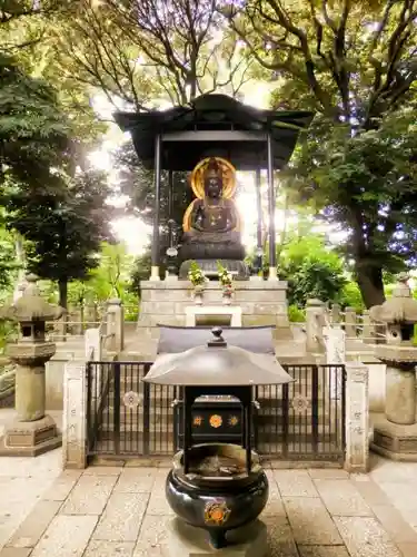 瀧泉寺（目黒不動尊）の仏像