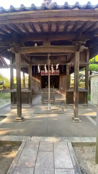 若松恵比須神社 の{uncategorized: "未分類", other: "その他", undefined: "問題あり", building: "その他建物", grave: "お墓", sacred_gate: "鳥居", guardian: "狛犬", statue: "像", buddha: "仏像", history: "歴史", nature: "自然", garden: "庭園", animal: "動物", pagoda: "塔", temizu: "手水舎", mountain_gate: "山門・神門", sanctuary: "本殿・本堂", subordinate: "末社・摂社", art: "芸術", scenery: "景色", jizo: "地蔵", ema: "絵馬", goshuin: "御朱印", omikuji: "おみくじ", items: "授与品その他", amulet: "お守り", goshuincho: "御朱印帳", eats: "食事", festival: "お祭り", votive_dance: "神楽", shichigosan: "七五三参", wedding: "結婚式", experience: "体験その他", initially: "初詣", around: "周辺", anti_infection: "感染症対策"}
