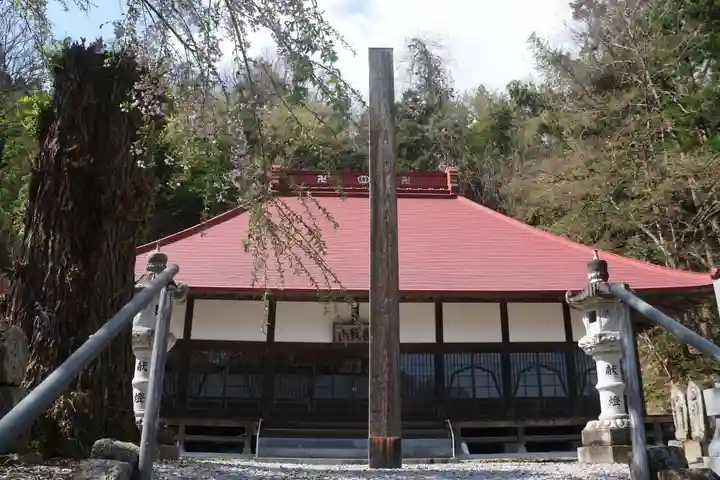 宝蔵寺の本殿・本堂