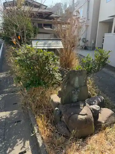 祠の{uncategorized: "未分類", other: "その他", undefined: "問題あり", building: "その他建物", grave: "お墓", sacred_gate: "鳥居", guardian: "狛犬", statue: "像", buddha: "仏像", history: "歴史", nature: "自然", garden: "庭園", animal: "動物", pagoda: "塔", temizu: "手水舎", mountain_gate: "山門・神門", sanctuary: "本殿・本堂", subordinate: "末社・摂社", art: "芸術", scenery: "景色", jizo: "地蔵", ema: "絵馬", goshuin: "御朱印", omikuji: "おみくじ", items: "授与品その他", amulet: "お守り", goshuincho: "御朱印帳", eats: "食事", festival: "お祭り", votive_dance: "神楽", shichigosan: "七五三参", wedding: "結婚式", experience: "体験その他", initially: "初詣", around: "周辺", anti_infection: "感染症対策"}