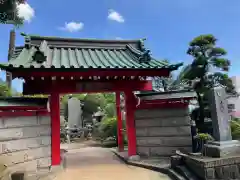 眞徳寺の山門