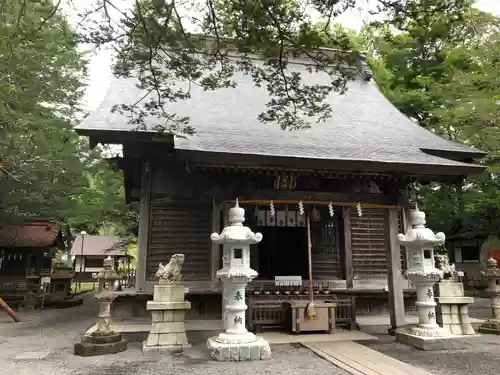 淺間神社（忍野八海）の本殿・本堂