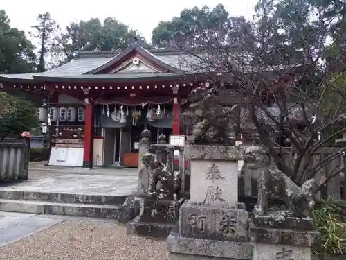 機物神社の本殿