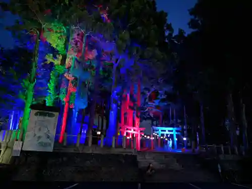 諏訪大社下社秋宮(長野県)