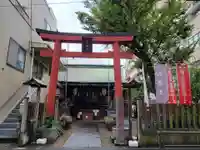 三河稲荷神社の鳥居