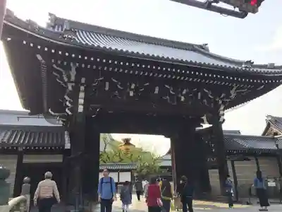 本願寺(西本願寺)の山門・神門