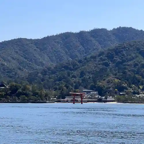 厳島神社(広島県)