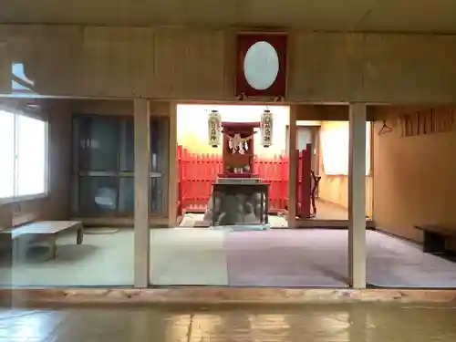 薬師山稲荷大明神の本殿・本堂