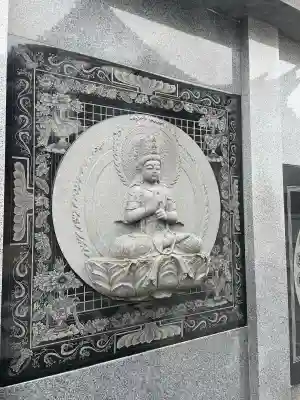 観音寺の{uncategorized: "未分類", other: "その他", undefined: "問題あり", building: "その他建物", grave: "お墓", sacred_gate: "鳥居", guardian: "狛犬", statue: "像", buddha: "仏像", history: "歴史", nature: "自然", garden: "庭園", animal: "動物", pagoda: "塔", temizu: "手水舎", mountain_gate: "山門・神門", sanctuary: "本殿・本堂", subordinate: "末社・摂社", art: "芸術", scenery: "景色", jizo: "地蔵", ema: "絵馬", goshuin: "御朱印", omikuji: "おみくじ", items: "授与品その他", amulet: "お守り", goshuincho: "御朱印帳", eats: "食事", festival: "お祭り", votive_dance: "神楽", shichigosan: "七五三参", wedding: "結婚式", experience: "体験その他", initially: "初詣", around: "周辺", anti_infection: "感染症対策"}