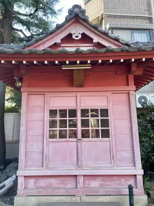 成就院の{uncategorized: "未分類", other: "その他", undefined: "問題あり", building: "その他建物", grave: "お墓", sacred_gate: "鳥居", guardian: "狛犬", statue: "像", buddha: "仏像", history: "歴史", nature: "自然", garden: "庭園", animal: "動物", pagoda: "塔", temizu: "手水舎", mountain_gate: "山門・神門", sanctuary: "本殿・本堂", subordinate: "末社・摂社", art: "芸術", scenery: "景色", jizo: "地蔵", ema: "絵馬", goshuin: "御朱印", omikuji: "おみくじ", items: "授与品その他", amulet: "お守り", goshuincho: "御朱印帳", eats: "食事", festival: "お祭り", votive_dance: "神楽", shichigosan: "七五三参", wedding: "結婚式", experience: "体験その他", initially: "初詣", around: "周辺", anti_infection: "感染症対策"}