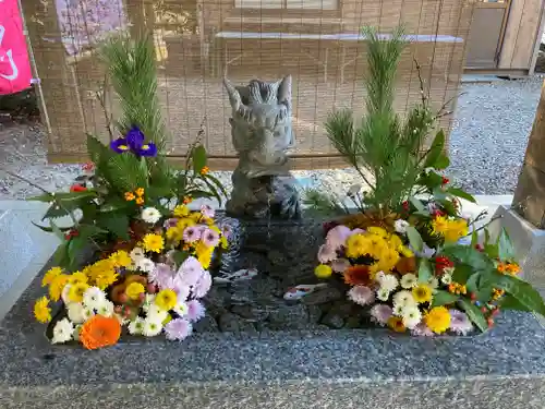 滑川神社 - 仕事と子どもの守り神の手水