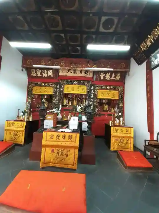 清壽院(清寿院)・大阪関帝廟の{uncategorized: "未分類", other: "その他", undefined: "問題あり", building: "その他建物", grave: "お墓", sacred_gate: "鳥居", guardian: "狛犬", statue: "像", buddha: "仏像", history: "歴史", nature: "自然", garden: "庭園", animal: "動物", pagoda: "塔", temizu: "手水舎", mountain_gate: "山門・神門", sanctuary: "本殿・本堂", subordinate: "末社・摂社", art: "芸術", scenery: "景色", jizo: "地蔵", ema: "絵馬", goshuin: "御朱印", omikuji: "おみくじ", items: "授与品その他", amulet: "お守り", goshuincho: "御朱印帳", eats: "食事", festival: "お祭り", votive_dance: "神楽", shichigosan: "七五三参", wedding: "結婚式", experience: "体験その他", initially: "初詣", around: "周辺", anti_infection: "感染症対策"}