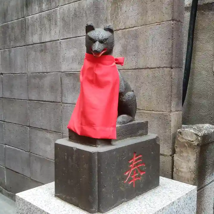 田螺稲荷神社の狛犬