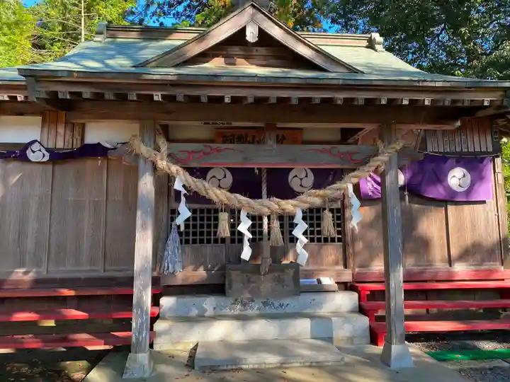 羽梨山神社の本殿・本堂