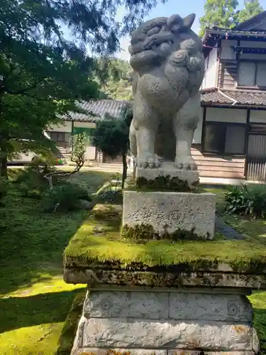 箭代神社の狛犬