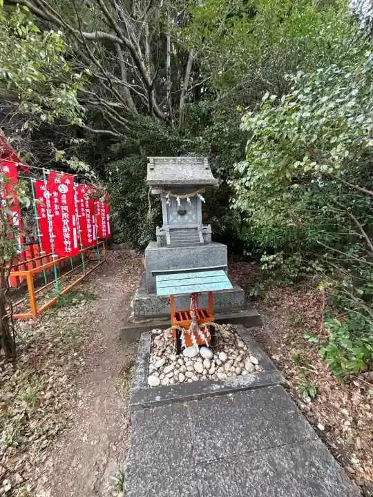 阿須賀神社の{uncategorized: "未分類", other: "その他", undefined: "問題あり", building: "その他建物", grave: "お墓", sacred_gate: "鳥居", guardian: "狛犬", statue: "像", buddha: "仏像", history: "歴史", nature: "自然", garden: "庭園", animal: "動物", pagoda: "塔", temizu: "手水舎", mountain_gate: "山門・神門", sanctuary: "本殿・本堂", subordinate: "末社・摂社", art: "芸術", scenery: "景色", jizo: "地蔵", ema: "絵馬", goshuin: "御朱印", omikuji: "おみくじ", items: "授与品その他", amulet: "お守り", goshuincho: "御朱印帳", eats: "食事", festival: "お祭り", votive_dance: "神楽", shichigosan: "七五三参", wedding: "結婚式", experience: "体験その他", initially: "初詣", around: "周辺", anti_infection: "感染症対策"}